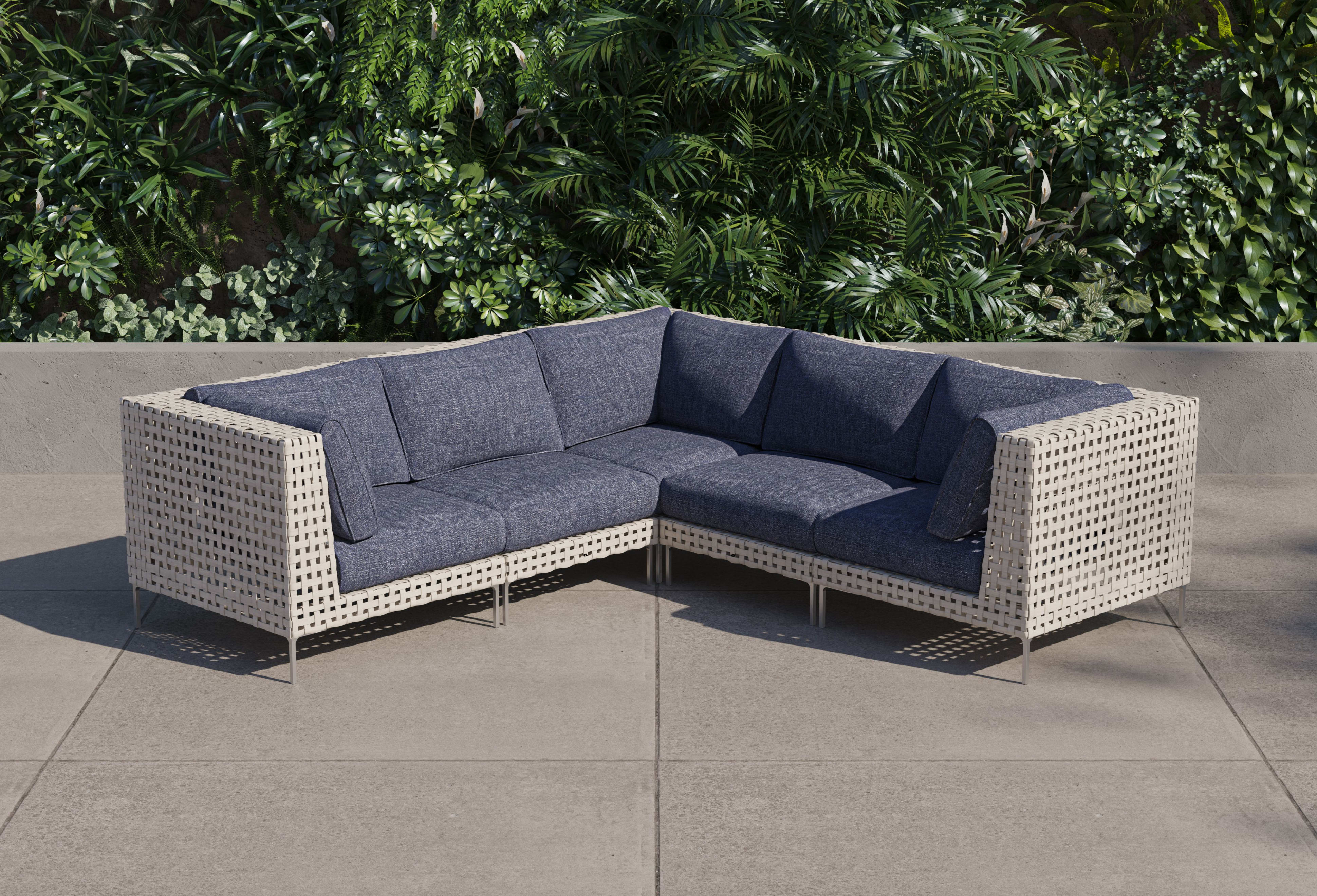 Wicker Outdoor Corner Sectional - 5 Seat By Outer