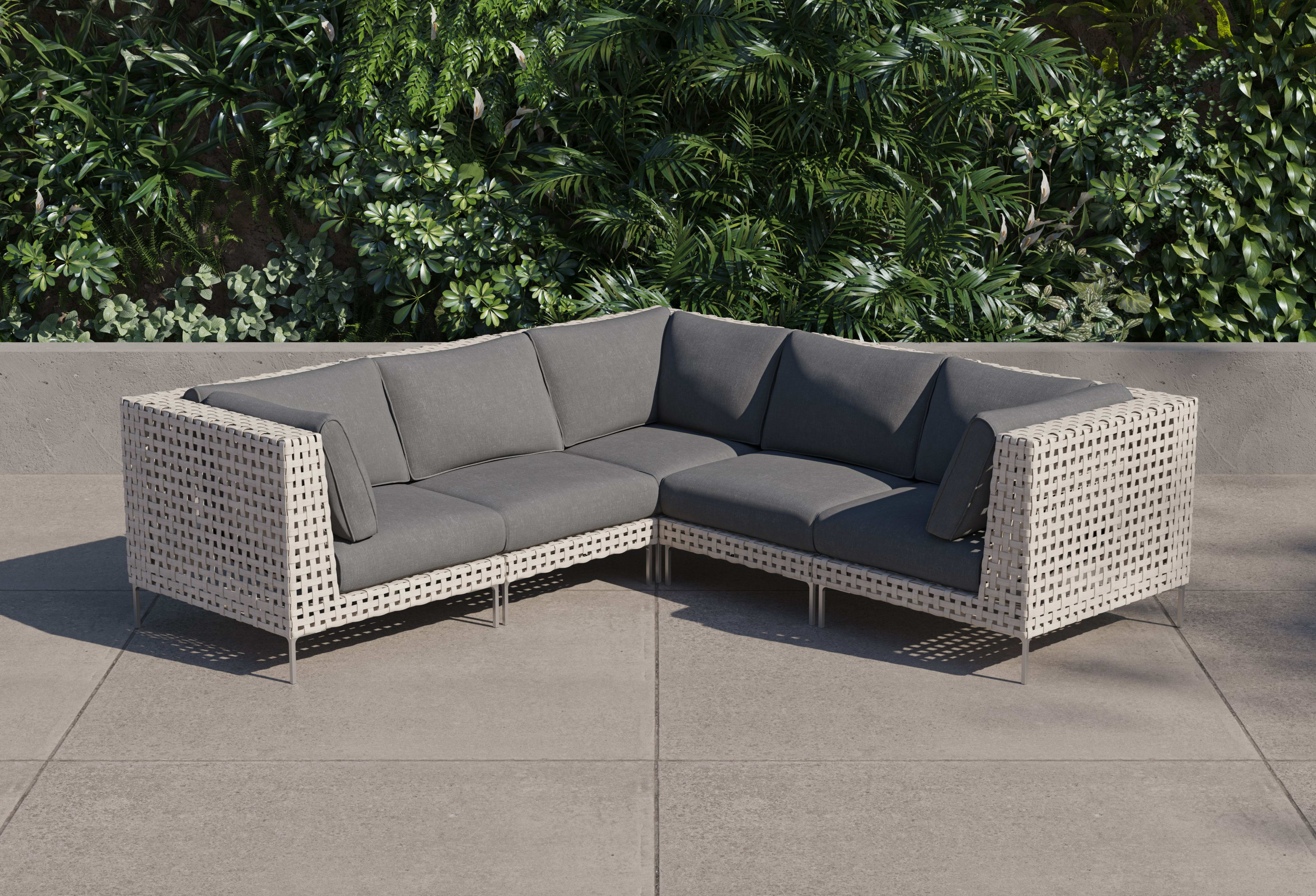Wicker Outdoor Corner Sectional - 5 Seat By Outer