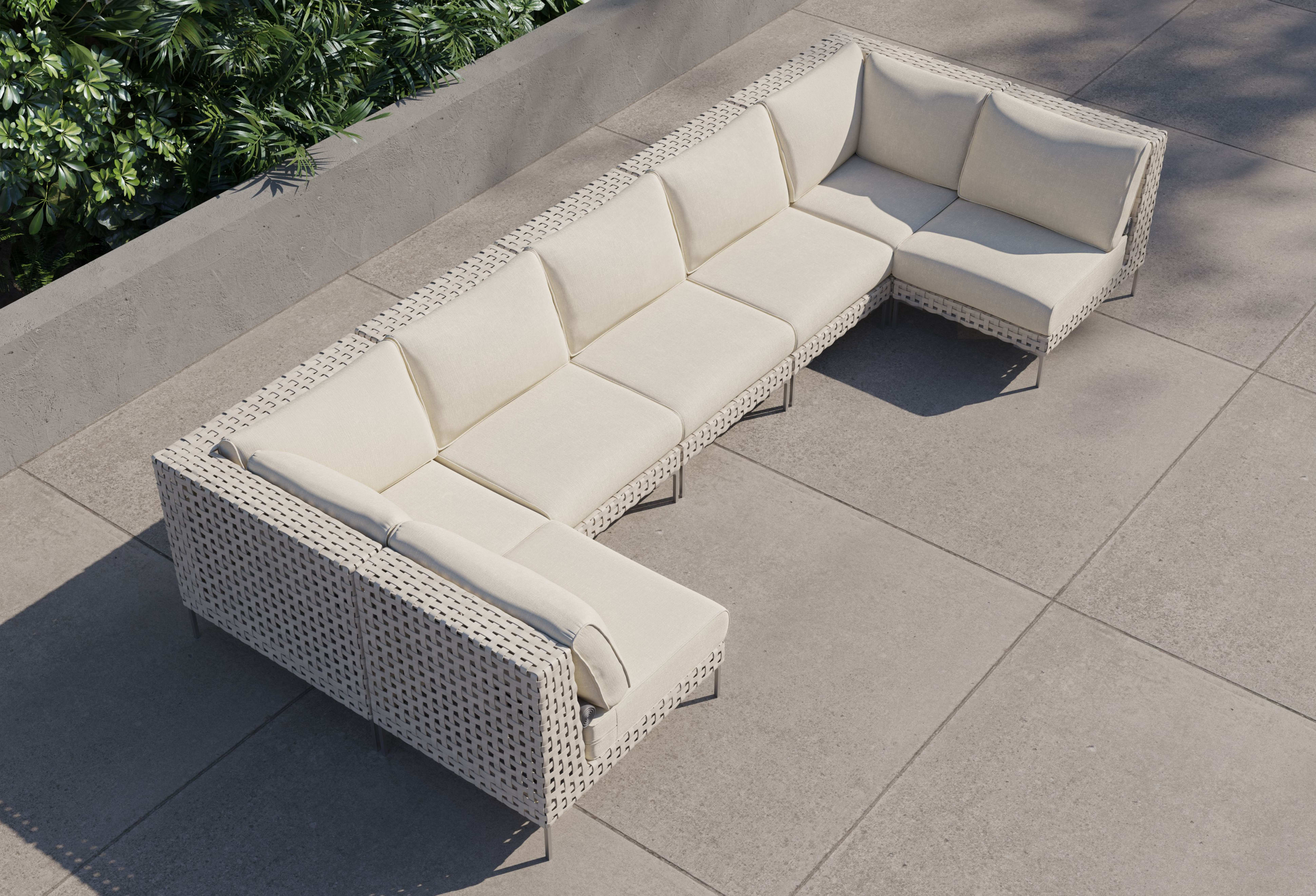 Wicker Outdoor U Sectional - 7 Seat By Outer