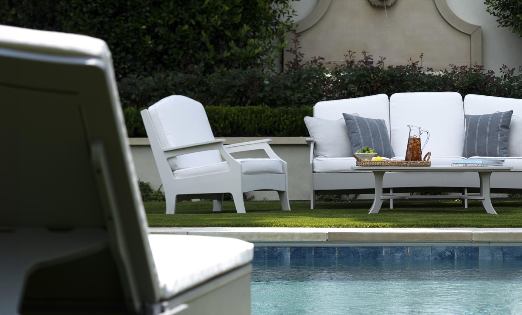 Ledge Lounger Legacy Club Chair