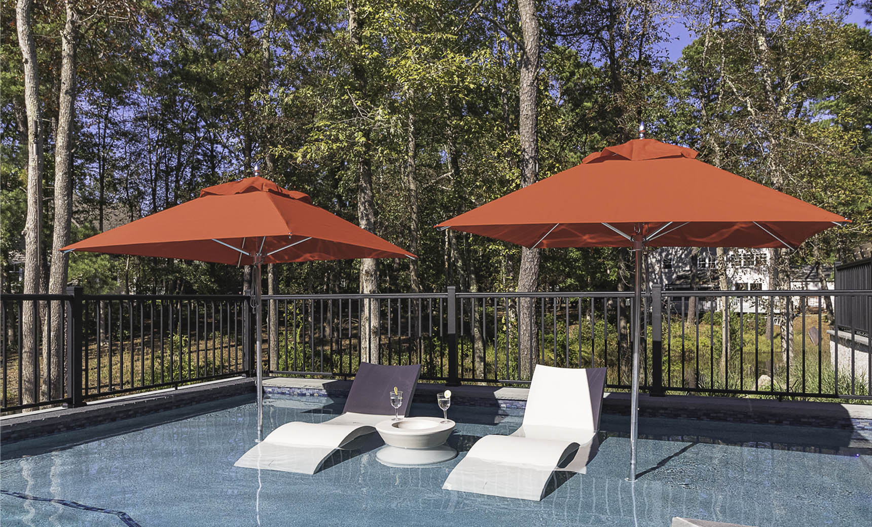 Ledge Lounger 8.5' Rectangle Pulley Premier Umbrella