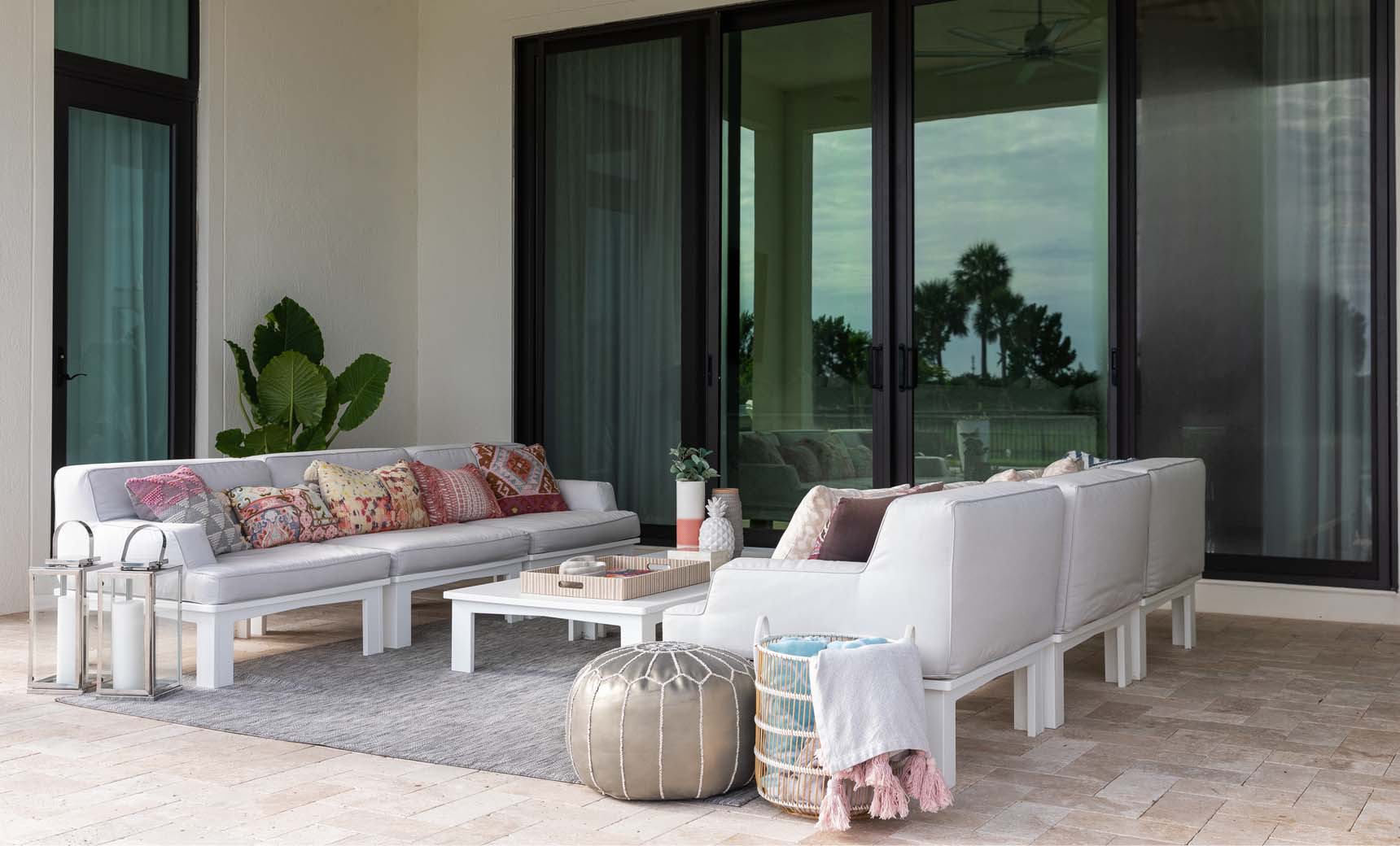 Ledge Lounger Mainstay Sectional Left Armchair