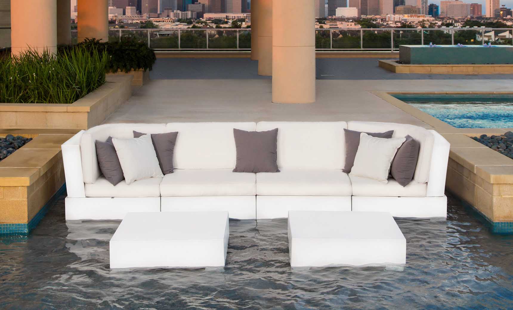 Ledge Lounger Signature Sectional Middle