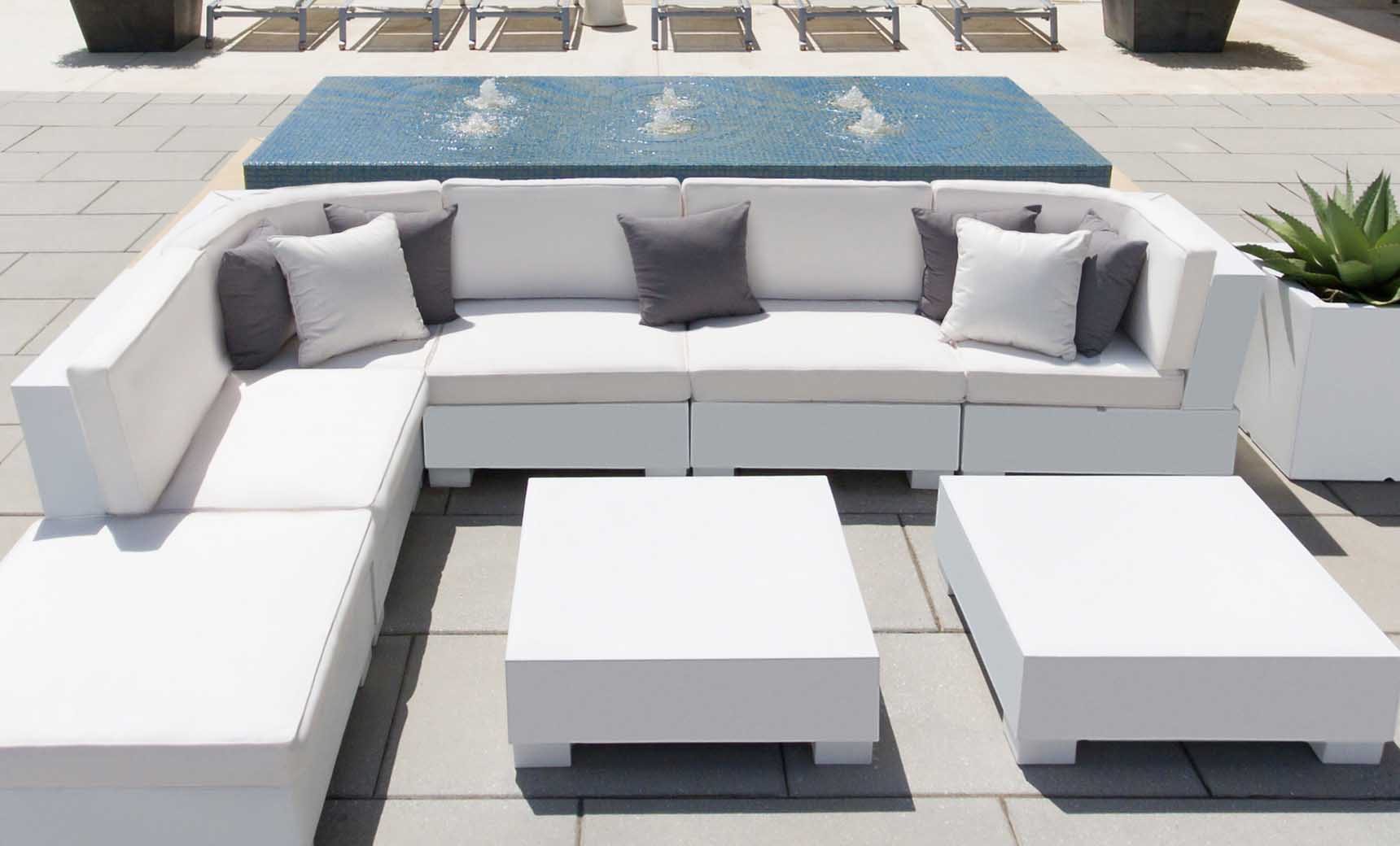 Ledge Lounger Signature Sectional Middle